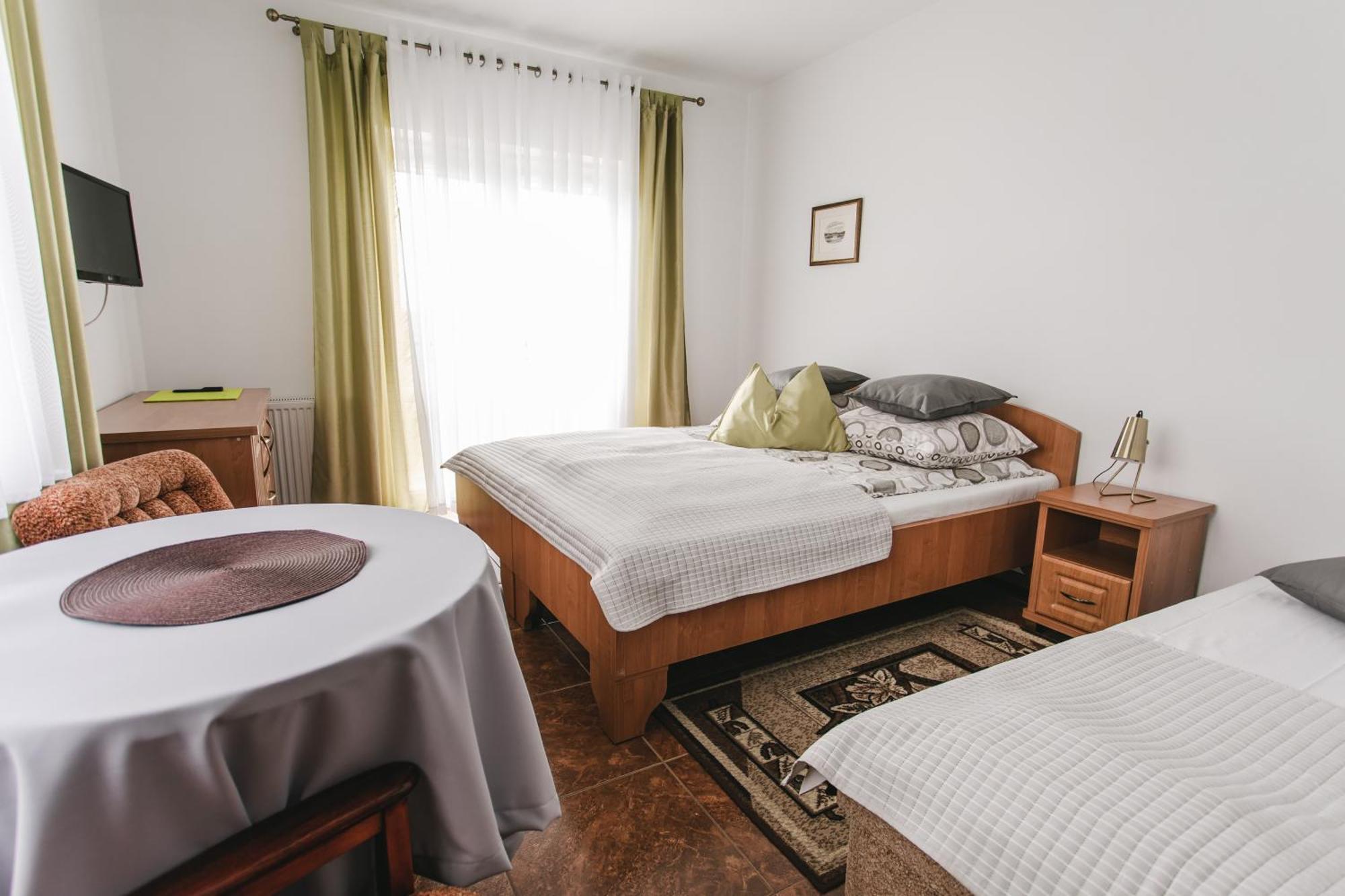 Bugaj Homestay Leba
